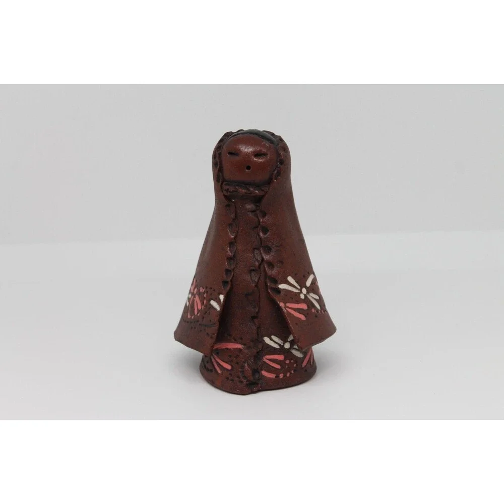 Mid-Eastern Traditional Woman Sculpture/Figurine Terra Cotta 4.5